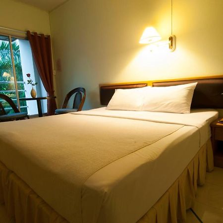 Boonthavon Apart otel Chiang Mai Dış mekan fotoğraf