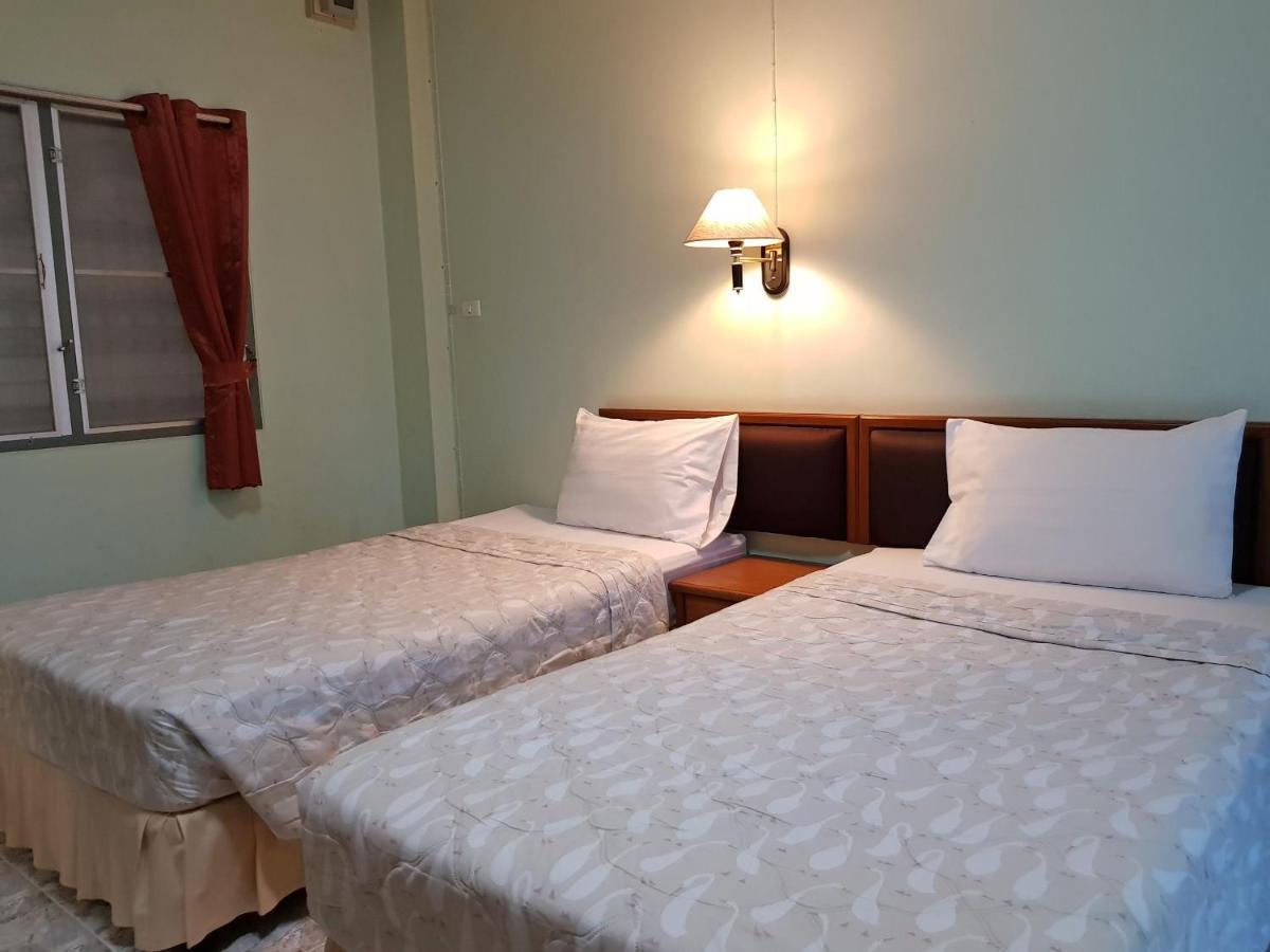 Boonthavon Apart otel Chiang Mai Dış mekan fotoğraf