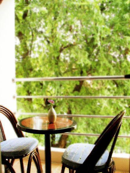 Boonthavon Apart otel Chiang Mai Dış mekan fotoğraf